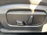 車両の詳細、ご質問につきましては、営業スタッフまでお気軽にご連絡下さいませ。遠方のお客様には実車の詳細動画送信も承ります。お問合せをお待ち致しております。