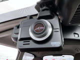 社外製の前方/後方ドライブレコーダーを装着しております