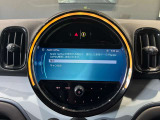 アップルカープレイ装備!!Bluetooth機能も付いておりますので、音楽再生も楽々です♪