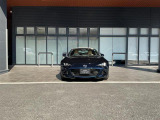 上品なカラーのロードスター。
