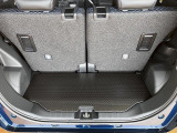簡単な荷物が載せられるトランクルーム