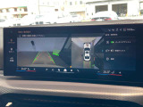 鮮明なバックカメラと上空からのサラウンドビューで駐車もラクラク。