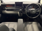 運転席の視界の広さはお車の運転のしやすさへ繋がります♪
