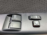 ■運転席側の窓操作ボタンです!