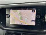 タッチスクリーンを採用。従来のナビゲーションシステムの域を超える、車両を総合的に管理するインフォテイメントシステムです。