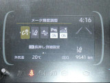 走行距離の少なさは、最大の魅力です。貴方とこの車のカーライフをこれから長い期間、楽しんで頂けます♪ディーラーならではのサービススタッフ常駐の整備工場が併設しており、整備などアフターサービスも安心です♪
