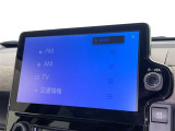 ディスプレイオーディオを装備。スマホとクルマをつなぐことで、これまでのナビに加えて、いろんなサービスが楽しめます。