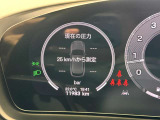 本国ドイツのポルシェ本社と直結した最新鋭の診断機(PIWIS)を完備。目に見えない電子制御のエラーや過去の履歴まで正確に把握のうえ更新し、最適な状態で安心をご納車いたします。