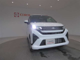 LEDヘッドライトです。デザイン性がよくとても明るいので、夜間の走行や悪天候でも安心です。しかも長寿命!