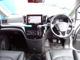 周りが見やすく運転しやすいお車です♪