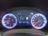 メーターがシンプルで見やすく運転しやすくなっております!
