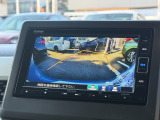 バックカメラのお写真です。駐車が苦手な方でも楽に駐車が行えますね♪
