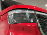 LEDヘッドライトは、点灯の瞬間から最大光量を発揮し、突然暗くなるトンネルなどでの安定感を高めます。