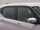 プラスチックバイザーがない分デザインもすっきり★洗車の時の窓拭きもラクラクです!