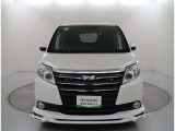クルマの状態を徹底検査して公開!中古車は1台ずつコンディションが違います。トヨタでは中古車の総合評価や内外装の状態などをひと目で分かるよう、プロの検査員が実施した車両検査証明書をご用意しています。