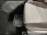 カスタマイズカーを中心に、人気車種を常時60台以上展示中!U-BASE湘南0466-46-7511 藤沢市湘南台7-26-1