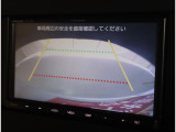 バックカメラ付き☆ 死角の後方もカメラを通してしっかりご確認いただけます。