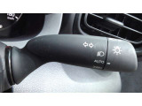 ライトもAUTO機能が付いていて、暗くなると自動で点灯し、明るくなると自動で消灯するので、大変お役にたちますよ!!