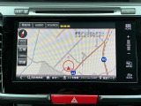 インターナビ付きです!!目的地までの適切なルート案内や、お天気、お得なイベント案内などを受け取って頂けます!!