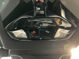 BMW SOSコール エアバッグが展開するような深刻な事故が発生した場合、車両からSOSコール自動的に発信するシステムです。※3G回線終了に伴い使用できないモデルがあります
