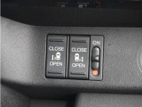 ◆両側電動スライドドア◆狭い駐車場でも乗り降りが楽々♪お子様が隣の車にドアを当ててしまう心配もございません!小さなお子様連れの方もこれで安心。