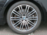 ◆ローンリース等ファイナンス商品、BMW専用自動車保険、BMWカード、コーティング、板金塗装、ドライブレコーダーなど社外品の取扱もございます。お車に関することは全てバルコムにお任せ下さい◆