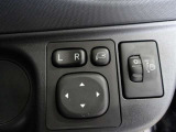 電動格納ミラーです。