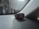 純正オプション品の前後コーナーセンサーが装備されています。後退時等で障害物に接近するとアラーム音でお知らせします。