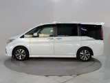 取り回しの良さをはじめ、縦列駐車やUターンなど、日常のシーンで使いやすさも追求。街中や狭い道でも、ボディの大きさを感じさせない扱いやすさです。