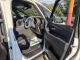 運転席開口部