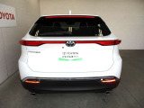 バックカメラが付いているので後方確認が非常にしやすいです。今や運転初心者も熟練者も必須装備!