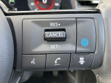 プロパイロットスイッチ。同一車線でのハンドルとアクセルのアシストが可能 長距離ドライブ時に同乗者との会話が弾みます。