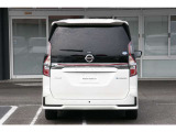 セレナ 1.2 e-POWER ハイウェイスターV 