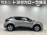 外装に水滴跡がありますので、御来店時にご確認ください。
