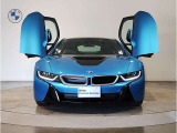 BMW代表的な特徴のキドニーグリル。BMWのすべてのモデルに採用され、BMWらしさを強調しております。