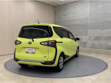 お車をご購入時のみご入会頂ける「メンテナンスパスポートUプラン」がございます。定期点検と次回車検整備費用を前払い頂くことでお得に整備をお受け頂けます。