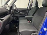 【車内ルームクリーニング済】専門スタッフにより車内はきれいにルームクリーニングを行っております。