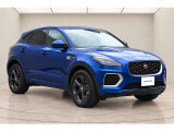 エクステリア・デザインは、ジャガーのスポーツカー「F-TYPE」からインスピレーションを得ています。ジャガー独自のフロント・グリルのデザイン、筋肉質なプロポーション、ショートオーバーハングです。