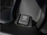 ◆USB入力端子◆USB接続、スマートフォンの充電等にも便利なUSBチャージャー使いやすい場所に装備されています。