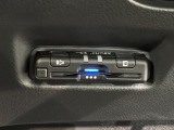 いまや快適なカーライフに欠かせないETCが付いています。