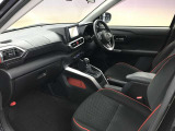 安心のカーライフを迎えて頂くに当たり、納車前点検整備は抜かり無く整備を行わせて頂きます。