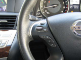ステアリングスイッチ付きです。運転に集中できます。