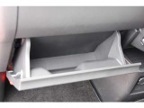 グローブBOX