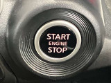 【プッシュ式エンジン】プッシュ式エンジンスタートでブレーキを踏んでボタンを押すだけでエンジン始動がスムーズ!!鍵をカバンに入れているだけでエンジンの始動が可能★とても便利な機能です