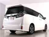 当店では、厳選された車両のみ展示しております。アルファード・ヴェルファイアに特化した専門店ならではの豊富な在庫の中から、お気に入りの一台をお探しください!