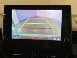 バックカメラが付いているので後方確認が非常にしやすいです。今や運転初心者も熟練者も必須装備!ついていて損はないですね♪