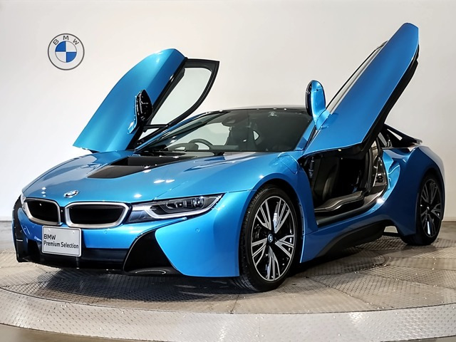 i8  