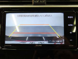 バックガイドモニターで、後方を確認しながら安心して駐車することができます。運転初心者も熟練者も必須の機能ですよ!