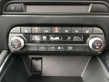 エアコンはオートエアコンです☆快適な空間で運転していただけます☆