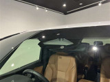 【衝突被害軽減ブレーキ】前方の車両や横断する歩行者などを検知した時、衝突回避や被害軽減をサポートします。